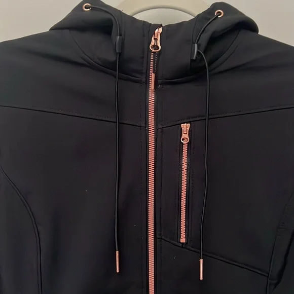 Mondetta Soft Shell Rain Jacket - Picture 2 of 7